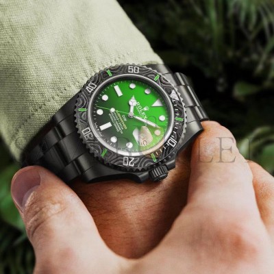 ROLEX SUBMARINER DIW PARAKEET 41MM WATCH 126610LN
