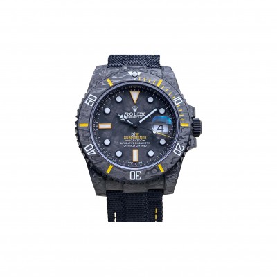 ROLEX SUBMARINER DIW CARBON FIBER 40MM WATCH 116610