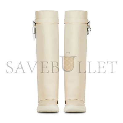 GIVENCHY SHARK LOCK BIKER BOOTS IN GRAINED LEATHER BE7022E1AZ-250