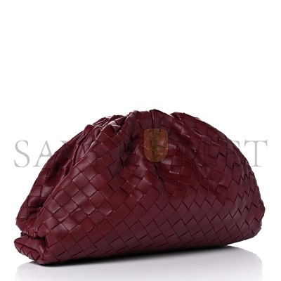 BOTTEGA VENETA NAPPA MAXI INTRECCIATO THE POUCH OVERSIZED CLUTCH BORDEAUX (39*21*13cm) BOTTEGA VENETA NAPPA MAXI INTRECCIATO THE POUCH OVERSIZED CLUTCH BORDEAUX (39*21*13cm)