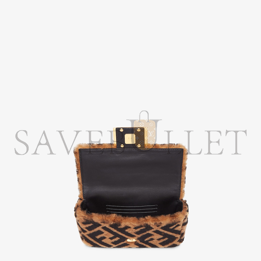 FENDI BAGUETTE MINI 8BS017A8HPF180S (20*13*5cm) FENDI BAGUETTE MINI 8BS017A8HPF180S (20*13*5cm)