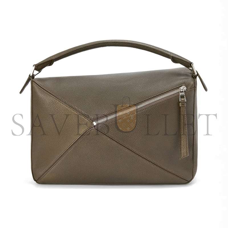 LOEWE LARGE PUZZLE BAG IN SUPPLE GRAINED CALFSKIN B510PNLX01 (33*21.5*14.7cm) LOEWE LARGE PUZZLE BAG IN SUPPLE GRAINED CALFSKIN B510PNLX01 (33*21.5*14.7cm)