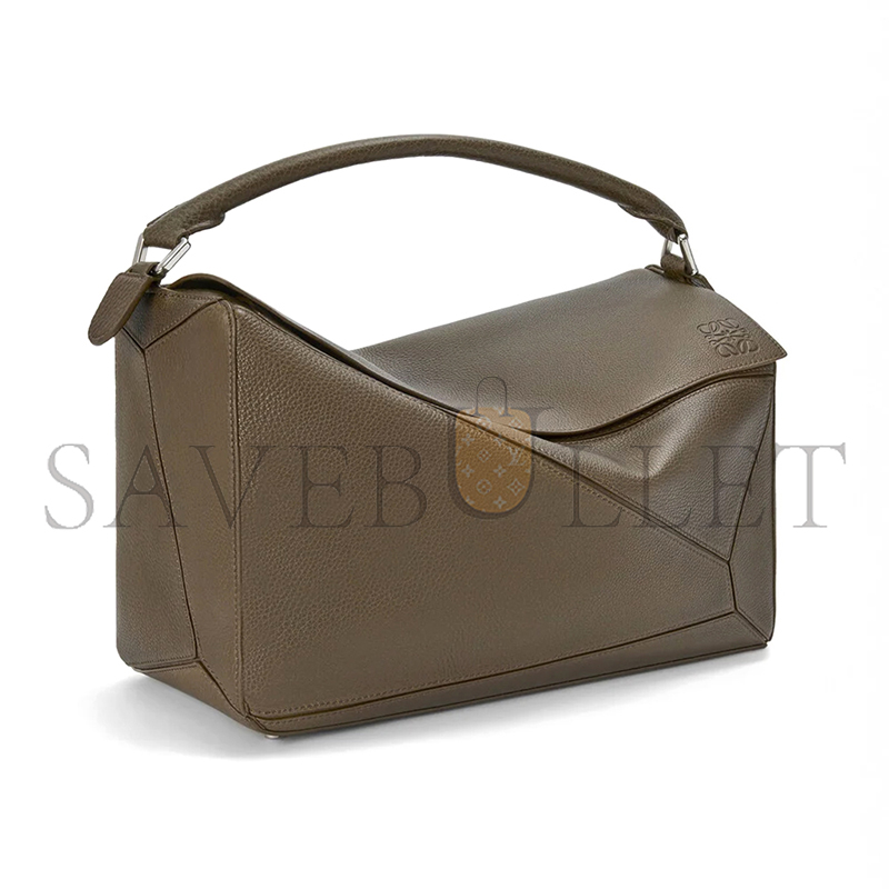 LOEWE LARGE PUZZLE BAG IN SUPPLE GRAINED CALFSKIN B510PNLX01 (33*21.5*14.7cm) LOEWE LARGE PUZZLE BAG IN SUPPLE GRAINED CALFSKIN B510PNLX01 (33*21.5*14.7cm)