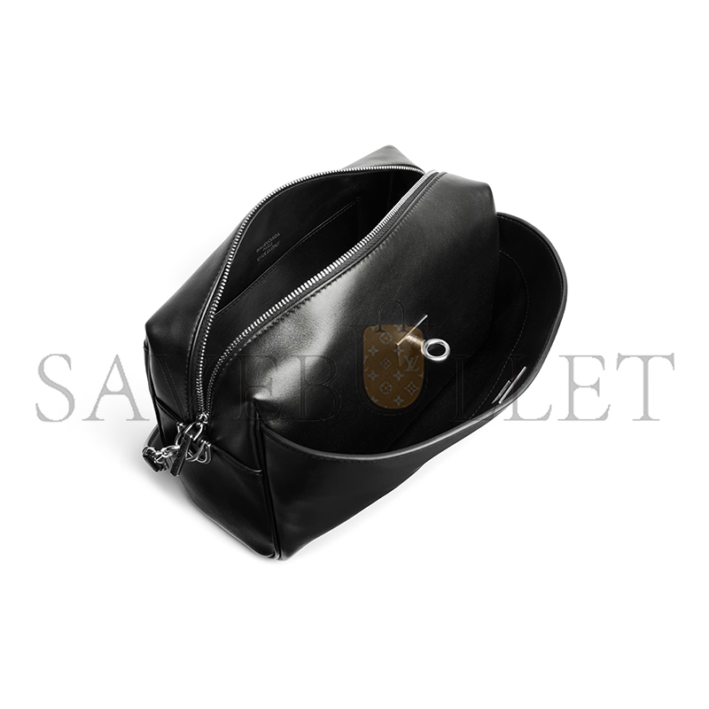 BALENCIAGA MEN'S RODEO CAMERA BAG IN BLACK 8455912AA4U1000 (22.8*15.4*9.9cm) BALENCIAGA MEN'S RODEO CAMERA BAG IN BLACK 8455912AA4U1000 (22.8*15.4*9.9cm)
