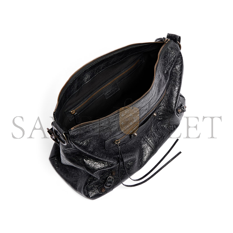 BALENCIAGA MEN'S LE CITY MOTO MEDIUM IN BLACK 8461862ABEK1000 (27.9*19*13.9cm) BALENCIAGA MEN'S LE CITY MOTO MEDIUM IN BLACK 8461862ABEK1000 (27.9*19*13.9cm)