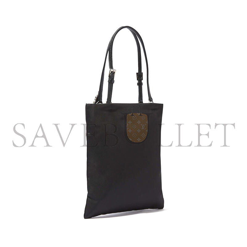PRADA LIGHTNING BOLT EMBELLISHED NYLON BAG  (18.5*17cm) 
