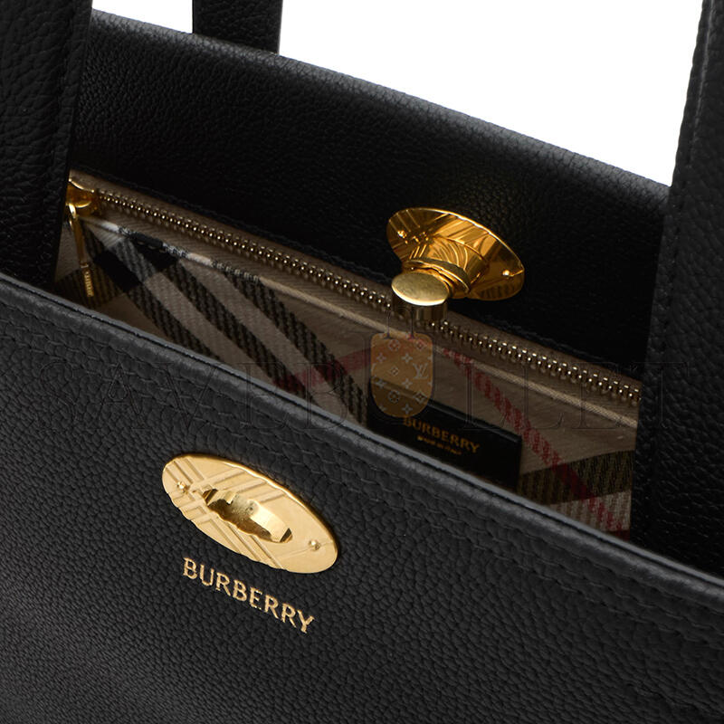 BURBERRY SMALL COTSWOLDS TOTE 81113441 (30.5*22.5*13cm) BURBERRY SMALL COTSWOLDS TOTE 81113441 (30.5*22.5*13cm)