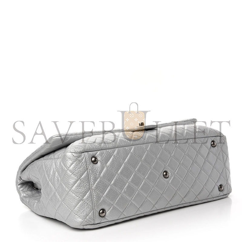 CHANEL METALLIC CALFSKIN QUILTED XXL TRAVEL FLAP BAG SILVER (44*25*14cm)