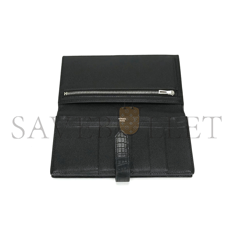 HERMÈS BEARN SOUFFLET LONG WALLET IN ALLIGATOR AND CROCODILE LEATHER WITH BLACK AND SILVER HARDWARE (17.5*9cm)