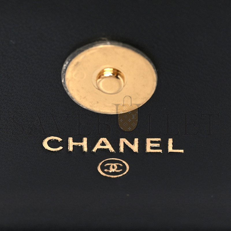 CHANEL MINI CC FLAP RESIN PEARL WITH CHAIN 1099296 (15*10*7cm)