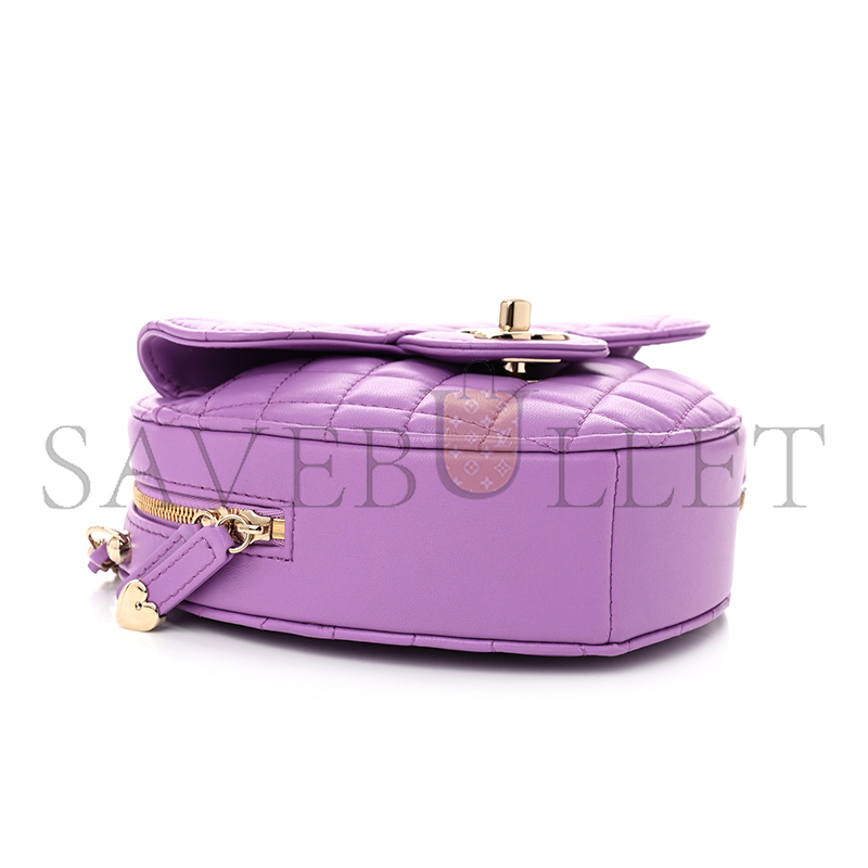 CHANEL CC IN LOVE HEART BAG 1644685 (18*17*4cm)