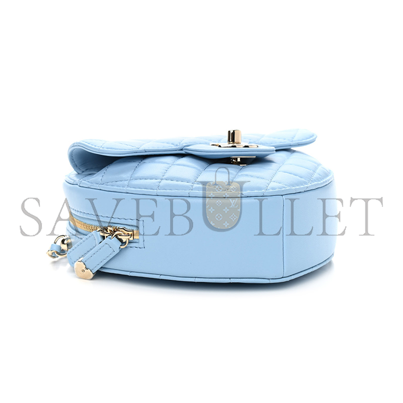 CHANEL CC IN LOVE HEART BAG 1013789 (18*17*4cm)