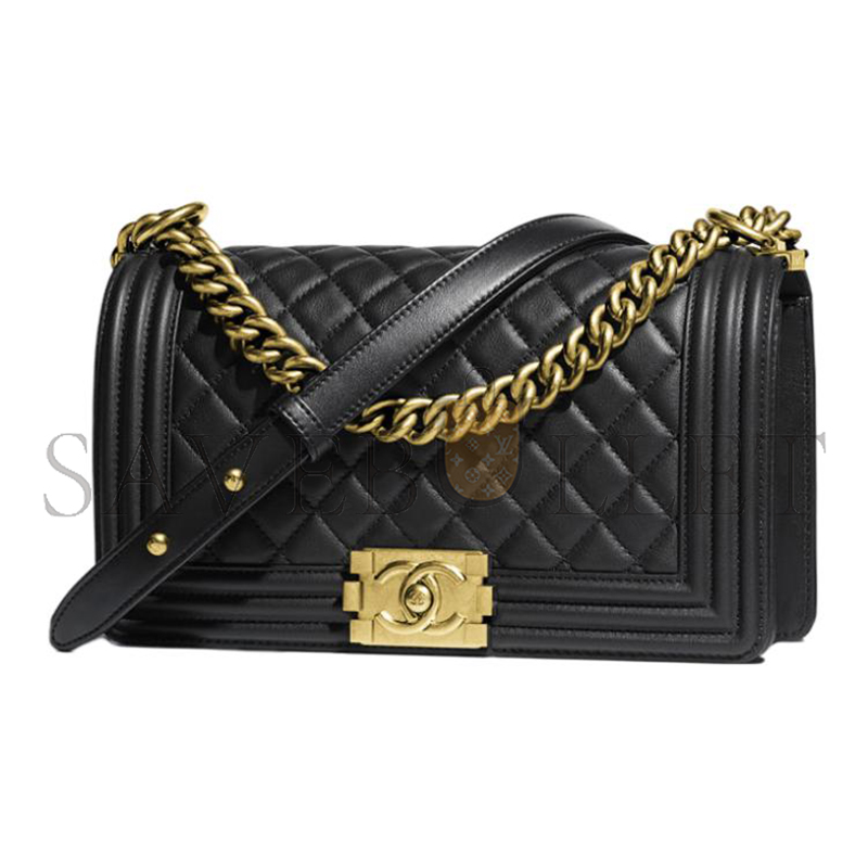 CHANEL LAMBSKIN QUILTED MEDIUM BOY FLAP GOLD HARDWARE A67086 (25*15*9cm)