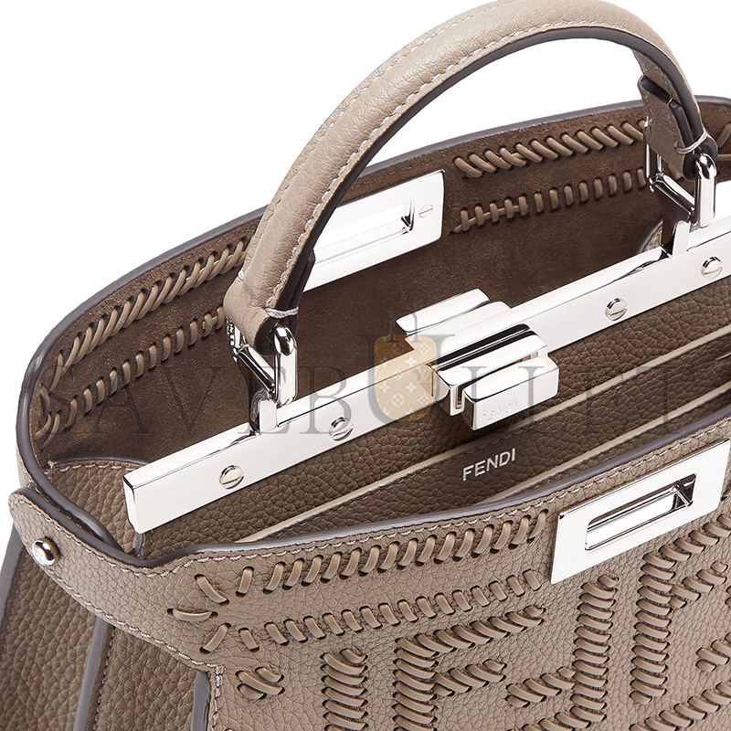 FENDI PEEKABOO ISEEU SMALL 8BN327AT53F04Y9 (27*21*11cm) FENDI PEEKABOO ISEEU SMALL 8BN327AT53F04Y9 (27*21*11cm)