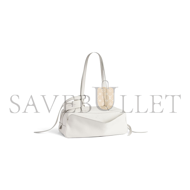 BALENCIAGA WOMEN'S CARRIE BOWLING BAG SMALL IN WHITE 8329202ABNP9016 (30.9*11.9*11.9cm) BALENCIAGA WOMEN'S CARRIE BOWLING BAG SMALL IN WHITE 8329202ABNP9016 (30.9*11.9*11.9cm)