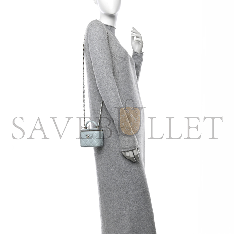 CHANEL LAMBSKIN QUILTED TOP HANDLE MINI VANITY CASE WITH CHAIN LIGHT BLUE 1671368 (10*9*7cm)