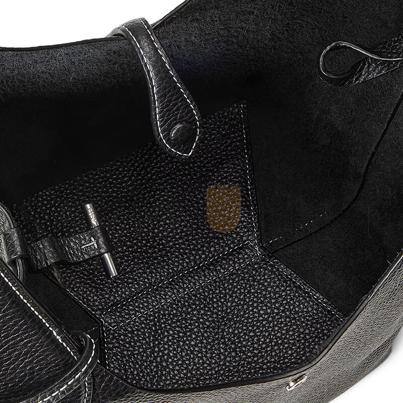 RALPH LAUREN POLO PLAY LEATHER TOTE 100045325 (39.5*28.5*18cm) RALPH LAUREN POLO PLAY LEATHER TOTE 100045325 (39.5*28.5*18cm)