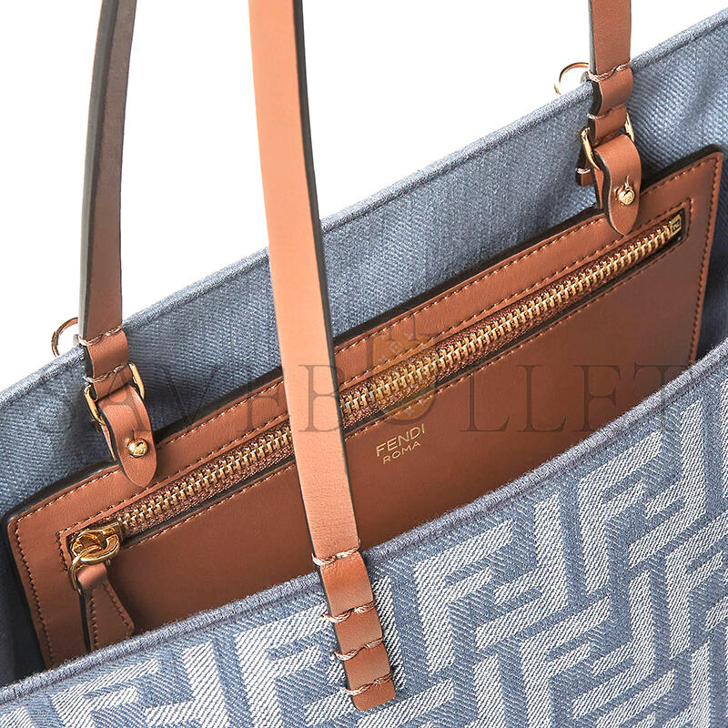 FENDI SMALL ROLL BLUE DENIM-EFFECT FF JACQUARD REVERSIBLE SHOPPER 8BH424AUT4F1SXQ (23*19.5*15cm) FENDI SMALL ROLL BLUE DENIM-EFFECT FF JACQUARD REVERSIBLE SHOPPER 8BH424AUT4F1SXQ (23*19.5*15cm)