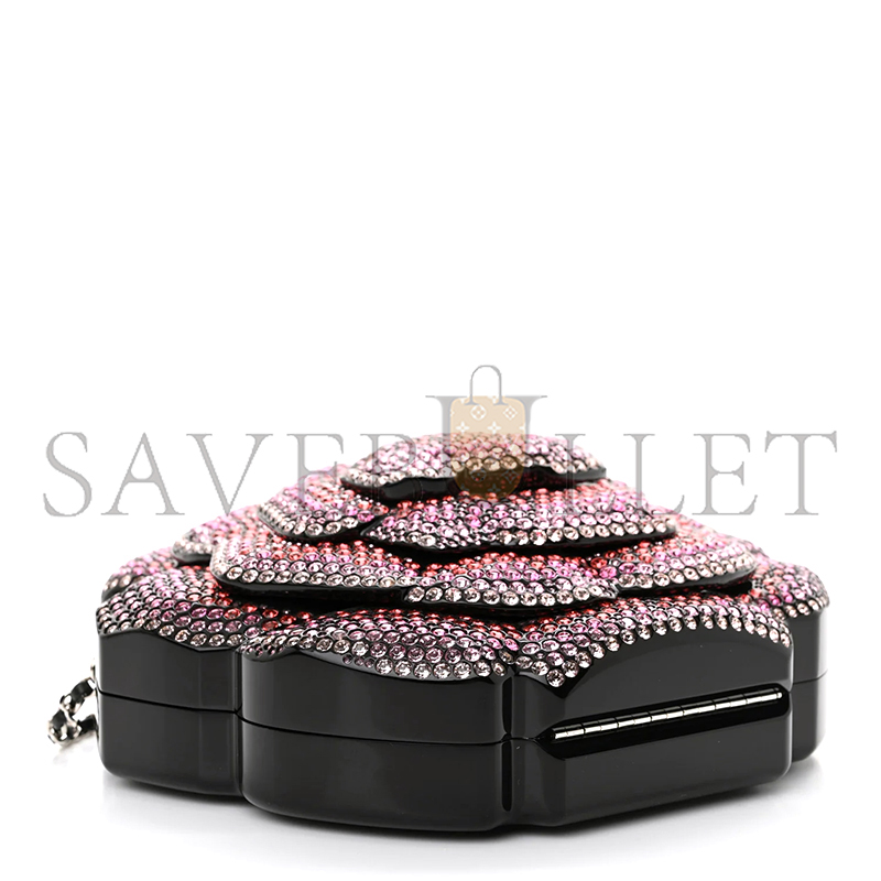 CHANEL CAMELLIA DIAMOND BAG (19*17*7cm)