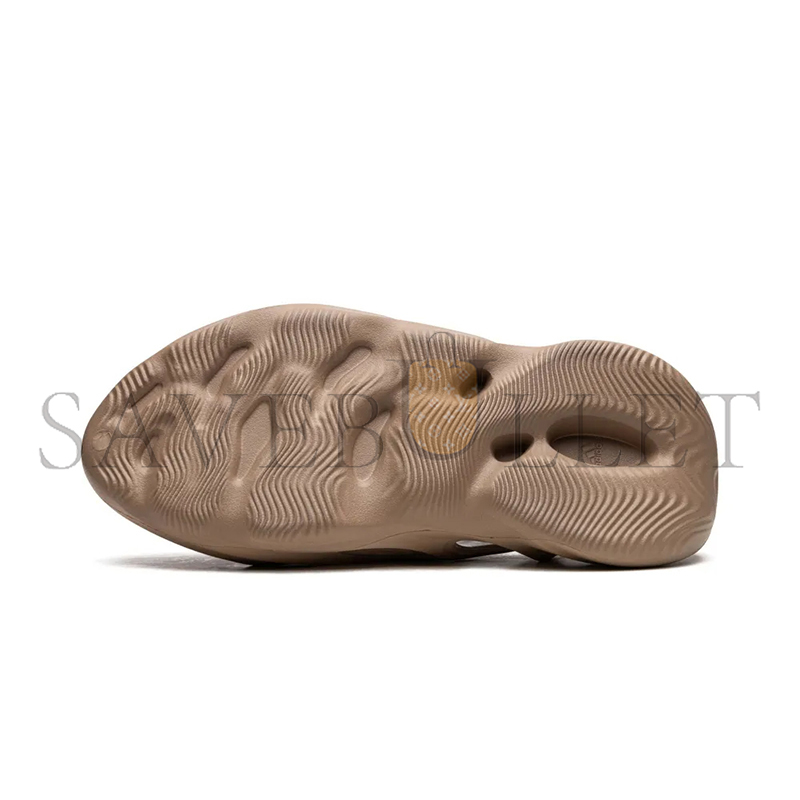 ADIDAS YEEZY FOAM RUNNER CLAY TAUPE GV6774
