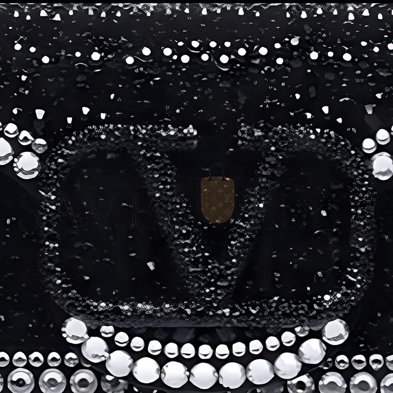 VALENTINO SMALL GARAVANI LOCO SHOULDER BAG WITH RHINESTONES (20*11*5cm)