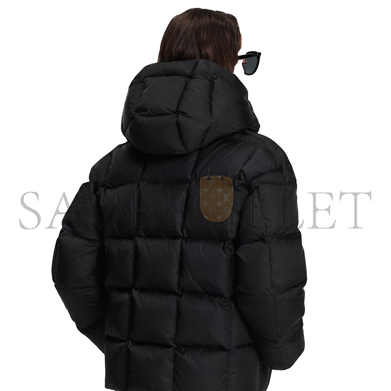 LOUIS VUITTON LONG-SLEEVED FLUFFY DOWN JACKET 1AAIJG