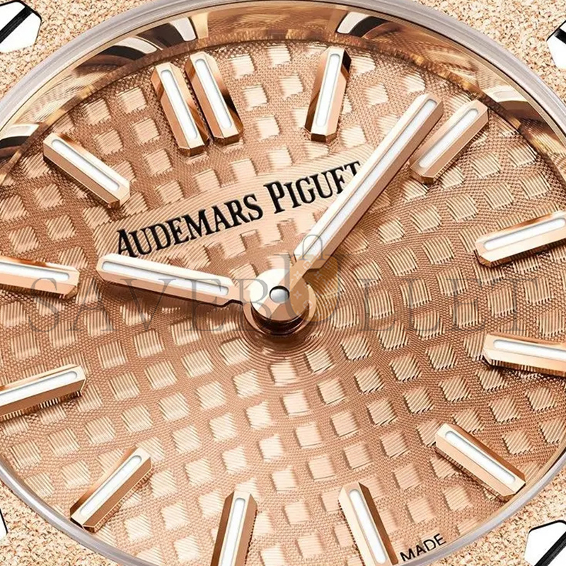 AUDEMARS PIGUET ROYAL OAK FROSTED 23MM 67630OR.GG.1312OR.01