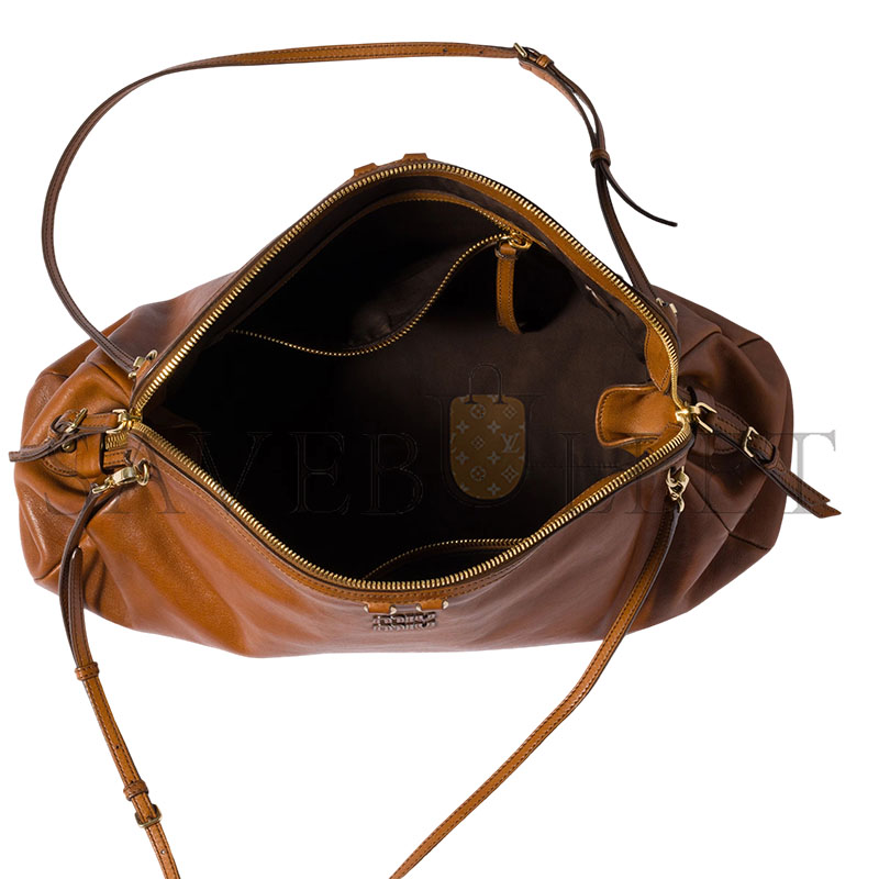 MIU MIU CAPRICE LEATHER CLUTCH 5BF133 (38*31*11cm)